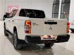 میتسوبیشی L200